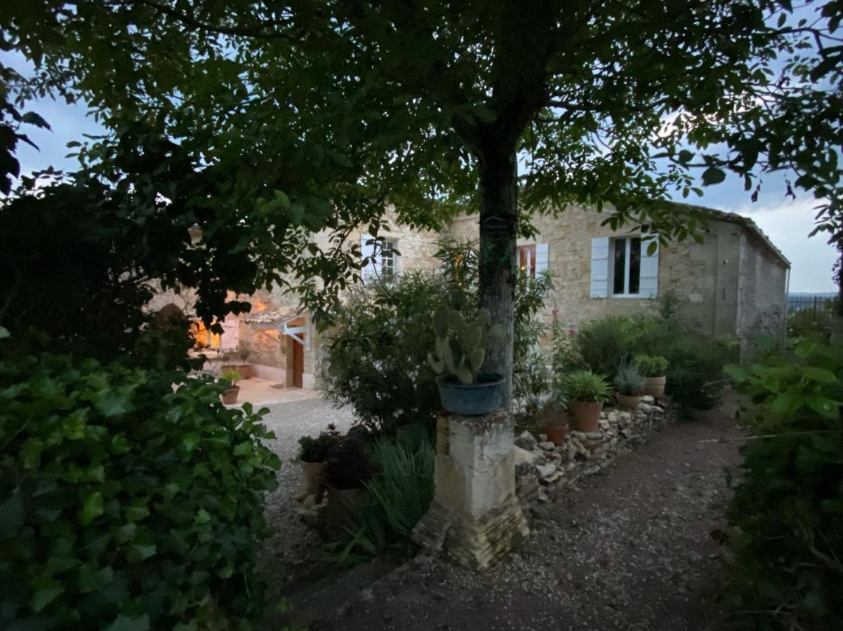 Le Prieure De Saint Pierre Bed & Breakfast Exterior photo
