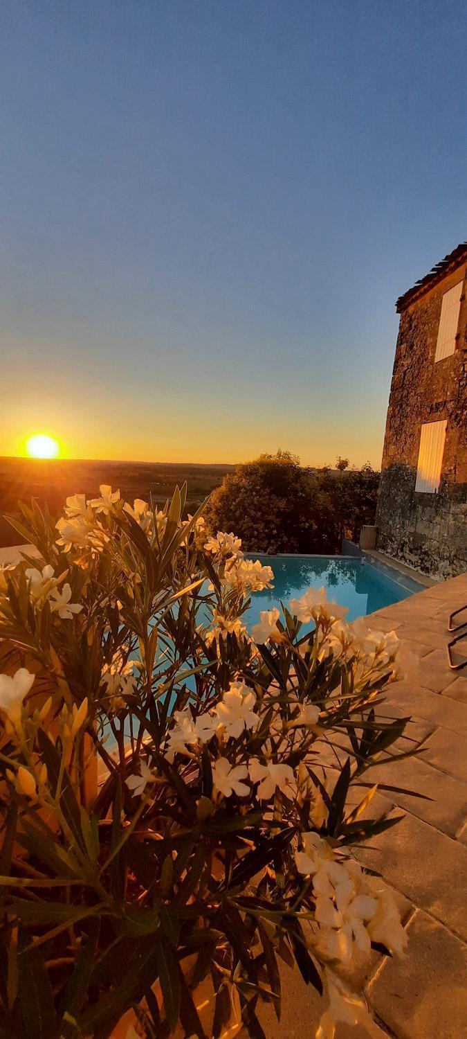 Le Prieure De Saint Pierre Bed & Breakfast Exterior photo